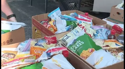 Unicoi County church gives out food to make difference in community