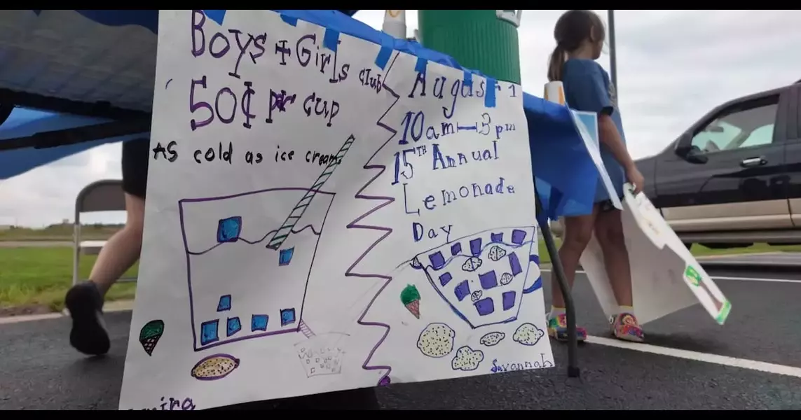 Kids learn entrepreneurship during Lemonade Day