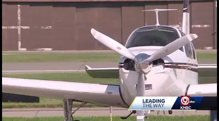 Kids explore aviation careers at Kansas City’s downtown airport