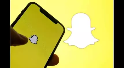 Snapchat gains users but continues to lose money