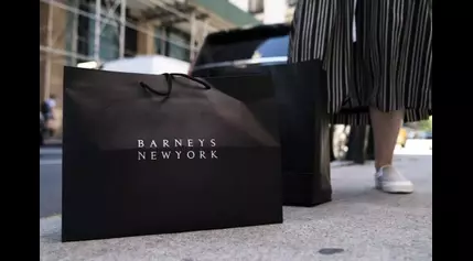 Fashionistas rejoice! Barneys is coming back to Manhattan