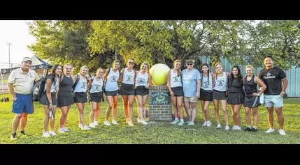 CHS women’s tennis hosts stiff competition, prevails