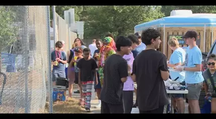 Food Fort gives families free school supplies at back-to-school block party