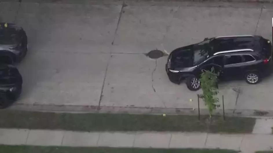 Witness: Attempted car theft and shootout in West Allis