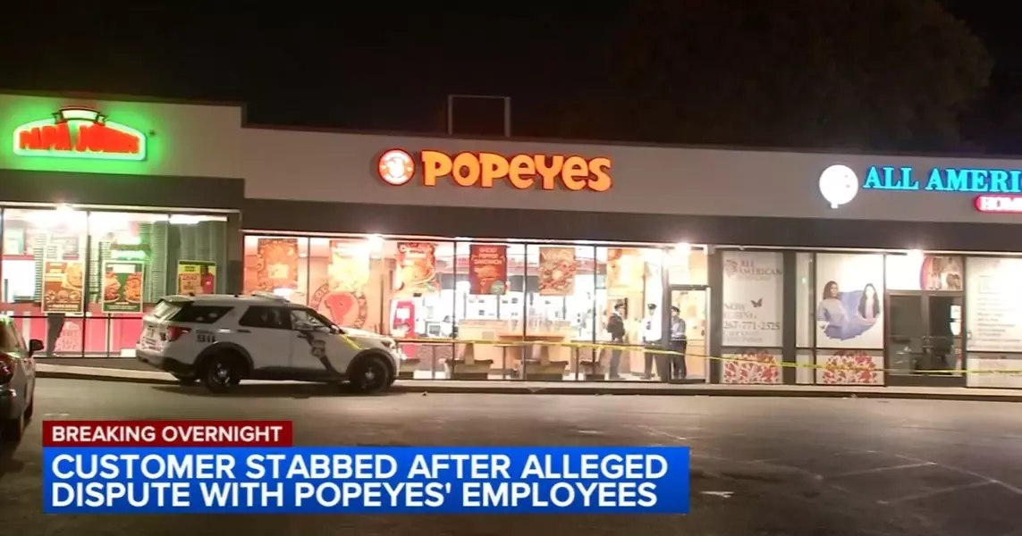 Man stabbed by Popeyes employee in apparent self-defense after argument over food order: police