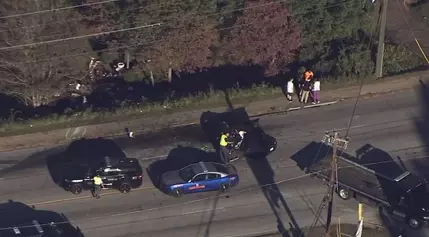 Witnesses say serious car crash in DeKalb County started as a police chase