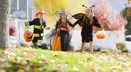 Halloween Treats That Won’t Terrify Kids With Allergies