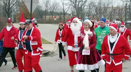 Union Centre's Holiday Extravaganza: A Very Merry Takeover and Santa Trot