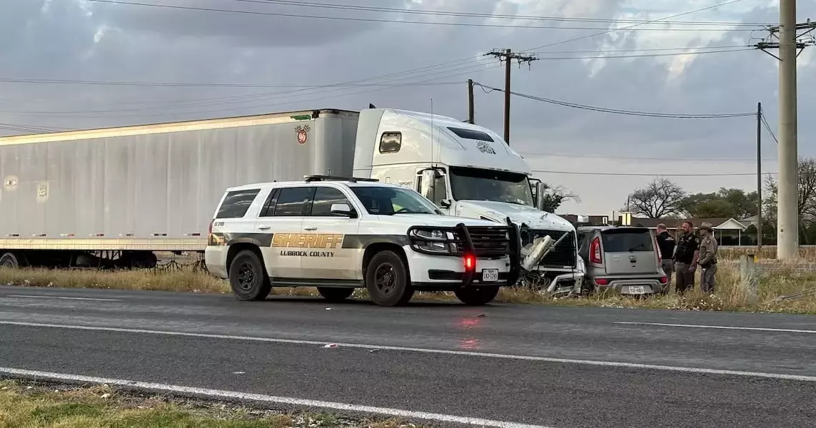 Deadly Collision on Texas Highway Leaves One Injured