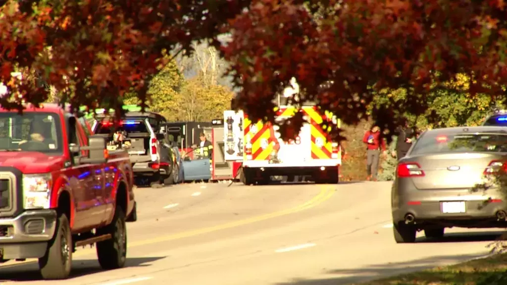 Car hits landscaping trailer in Webster, injuring two people