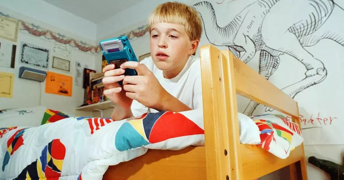 Reviving Childhood Nostalgia: High-Tech Devices Reimagine Classic Game Boy Experiences