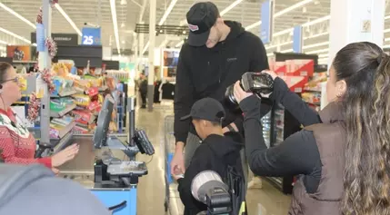 Christmas Joy: Utah Jazz Star Walker Kessler Brings Holiday Cheer to Midvale Boys & Girls Club