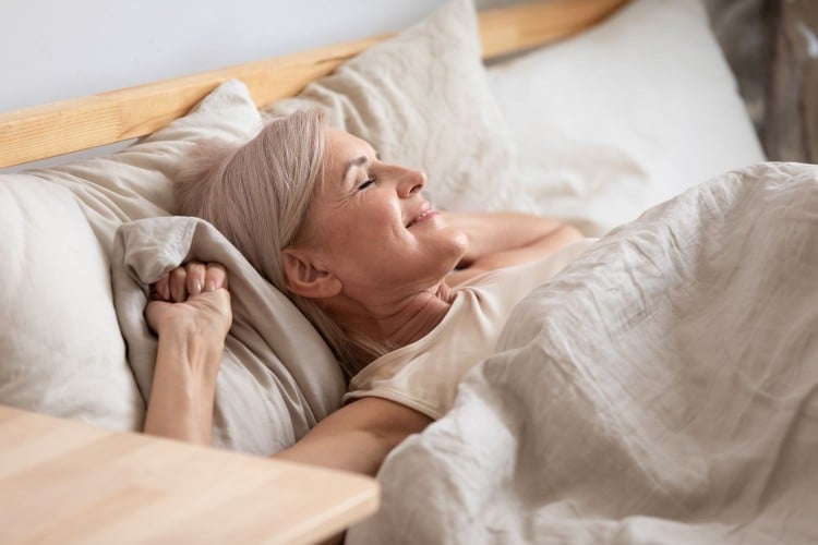 The Best Temperature for Sleep for Older Adults