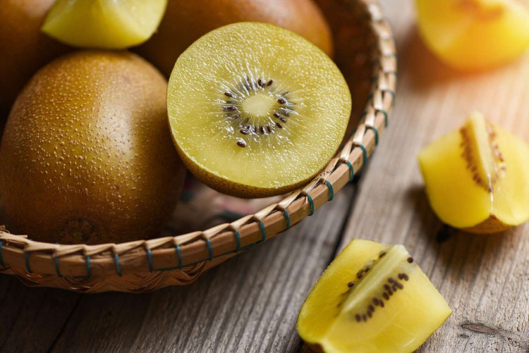 2 Kiwis a Day Can Boost Vitamin C, Replace Supplements